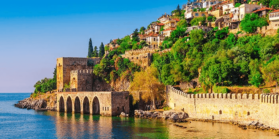 Alanya Kalesi ve Alanya’da Gezilecek Yerler